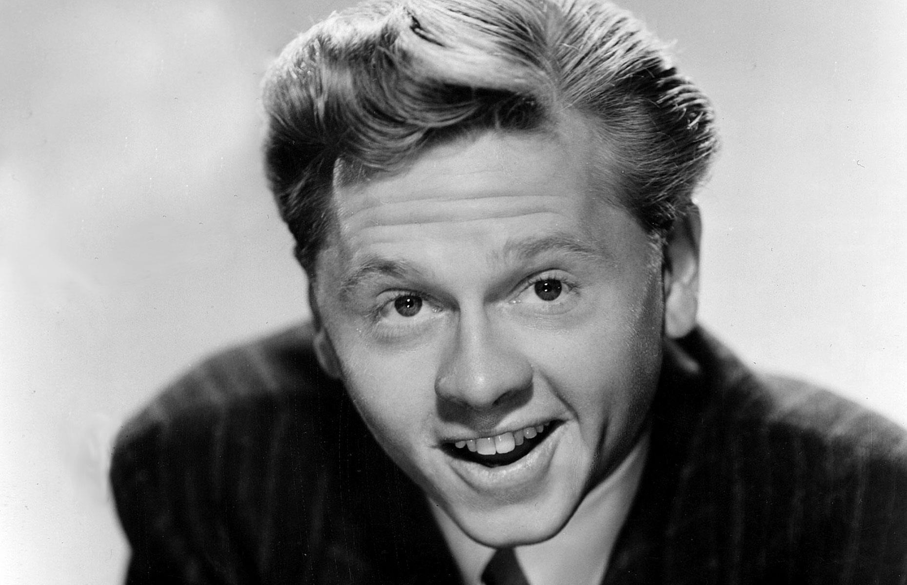 Mickey Rooney: $5.1 million (£4.1m) in debt